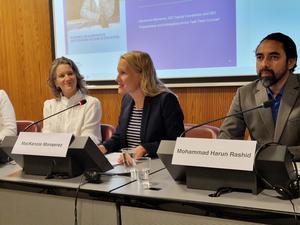 GEC presenting guidelines at event