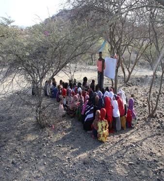 Yemen classroom outside